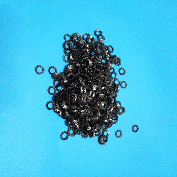 304不锈钢齿轮钝化处理过72小时盐雾测试时间